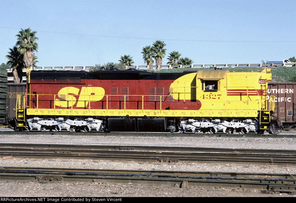 Southern Pacific SD9E #4327 in Kodachrome